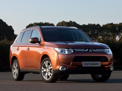 Με υβριδική τεχνολογία το νέο Mitsubishi Outlander